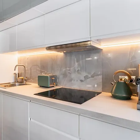 Apartman Elegant And New